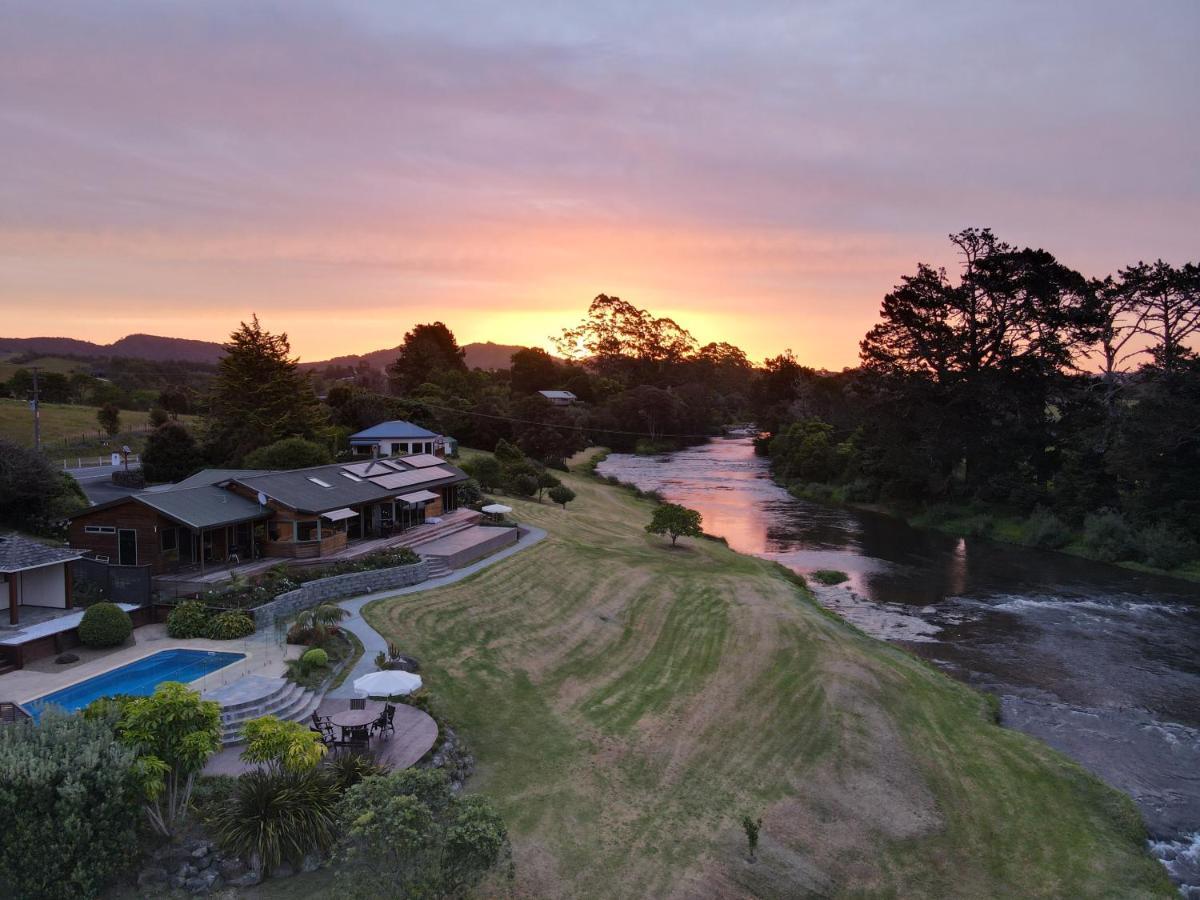 Te Awa Lodge Paihia Exterior photo