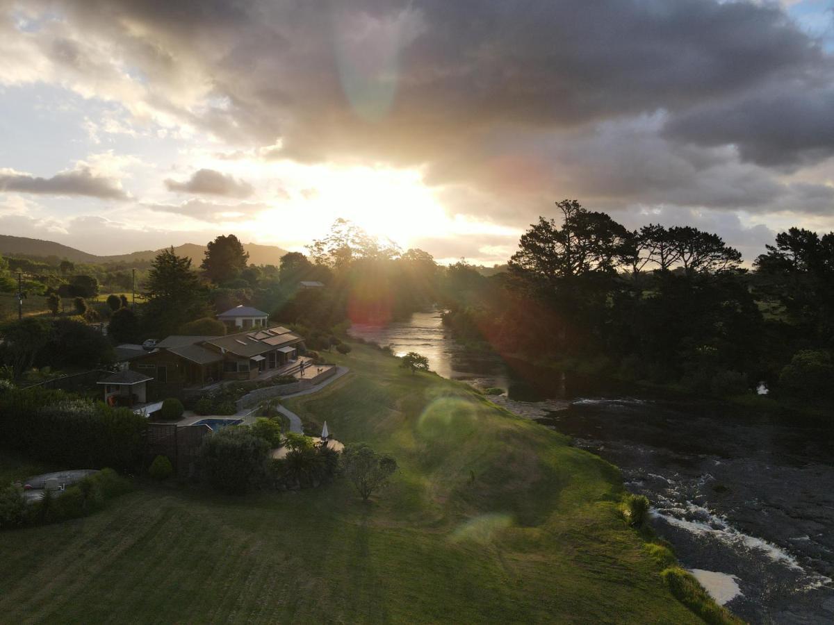 Te Awa Lodge Paihia Exterior photo