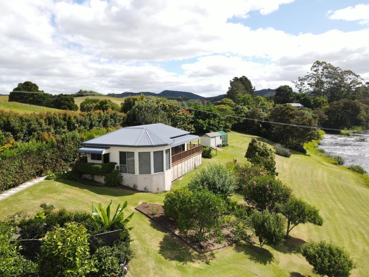 Te Awa Lodge Paihia Exterior photo