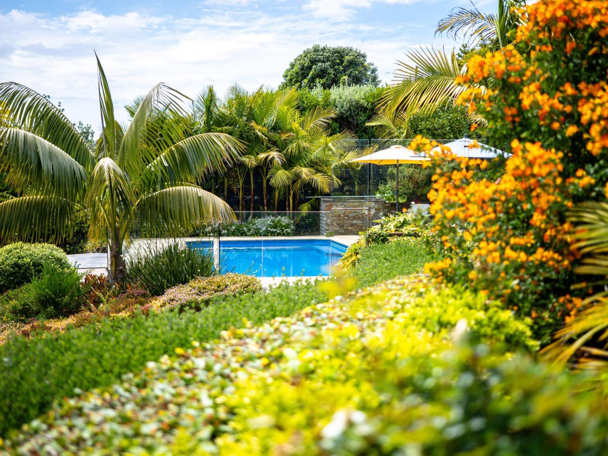 Te Awa Lodge Paihia Exterior photo