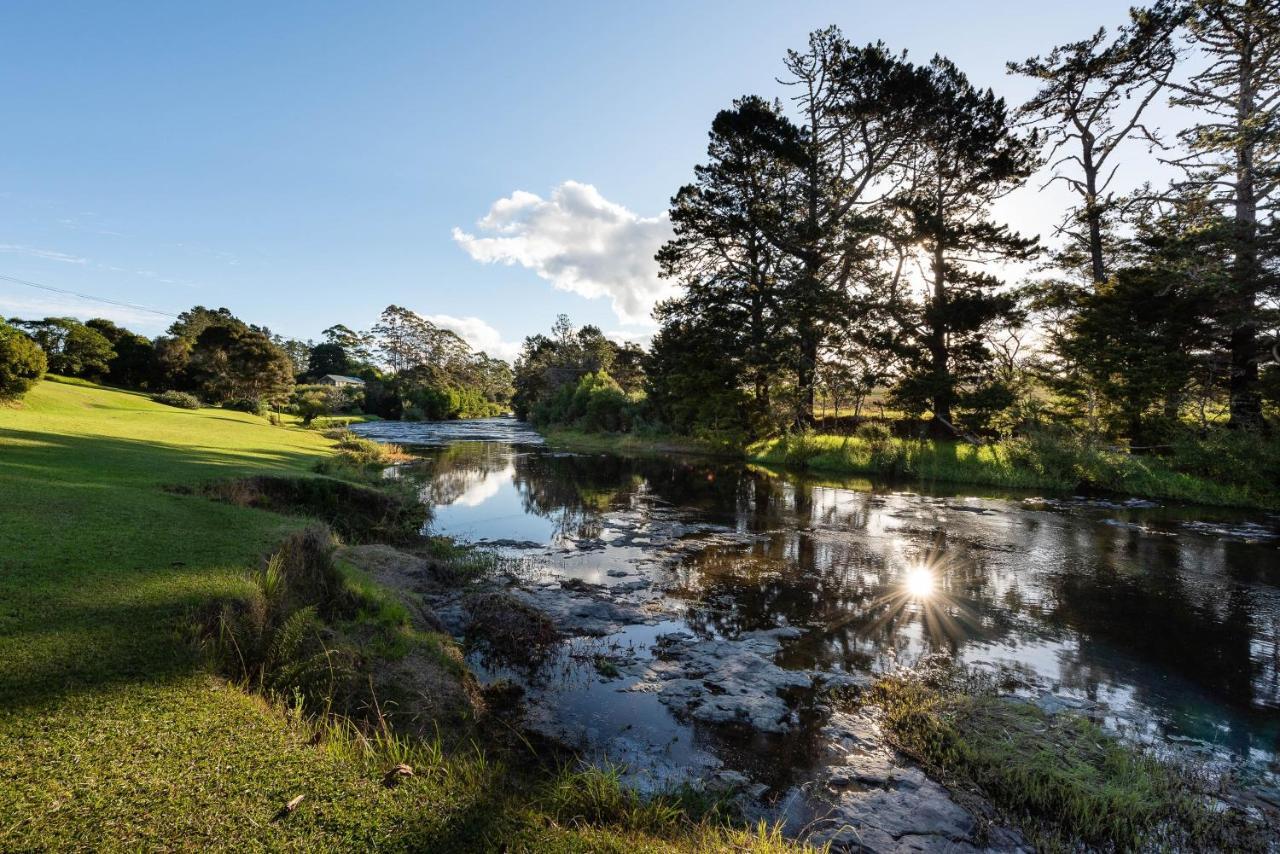 Te Awa Lodge Paihia Exterior photo